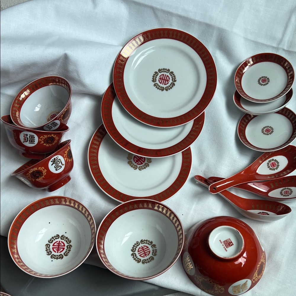 Classic Red and White Porcelain Dinnerware Set